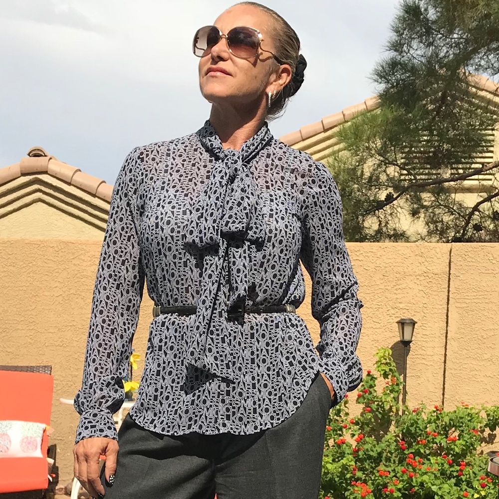 Michael Kors blouse - Picture 2 of 8